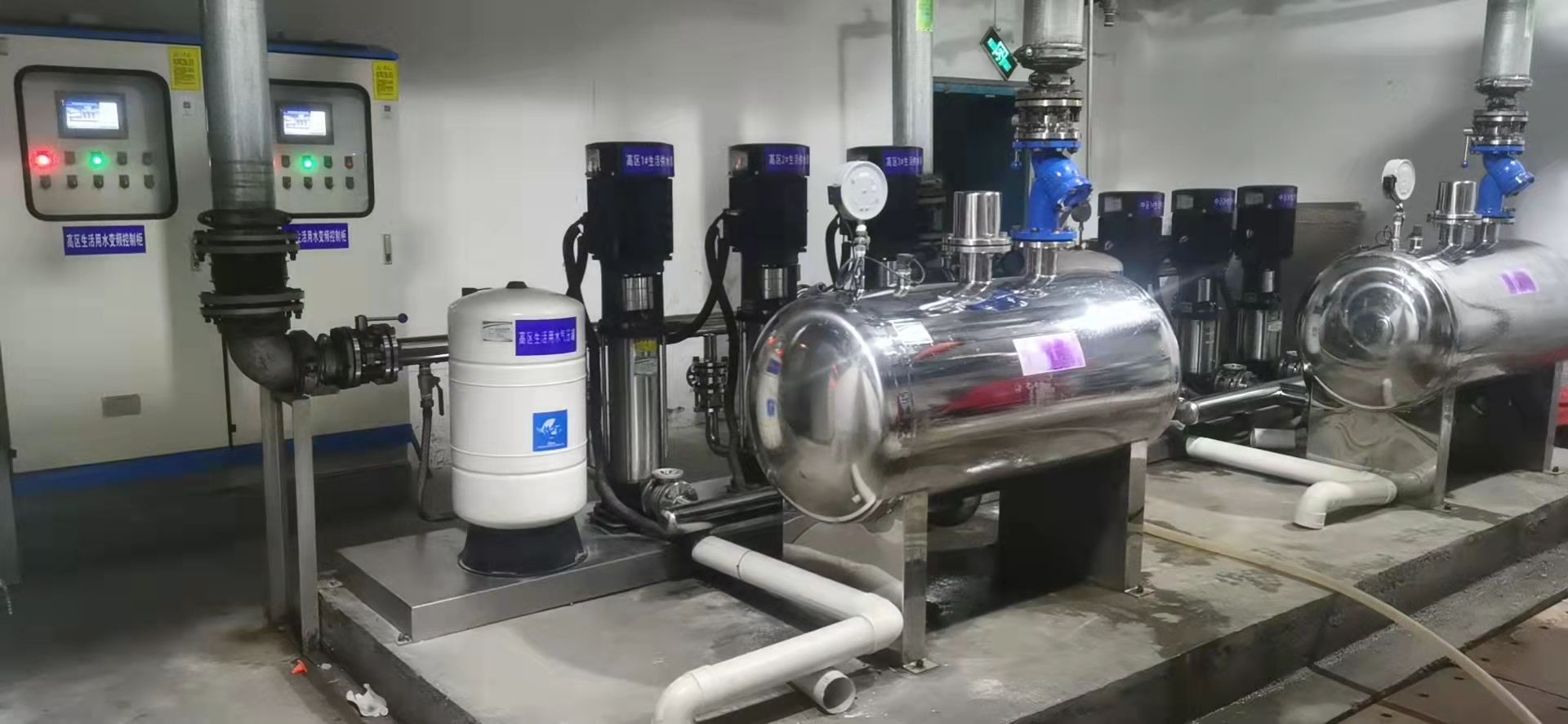 变频二次供水设备中功率、扬程、流量之间的关系