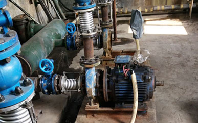 高低温循环泵出液口发烫图片