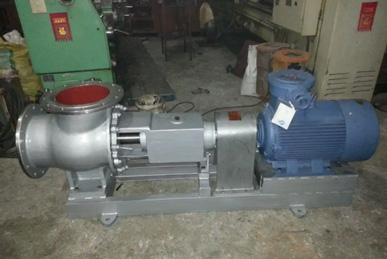 强制循环泵图片