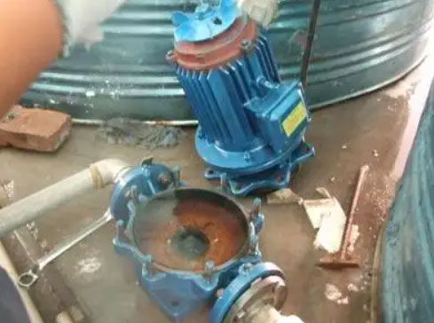 水泵烧了图片