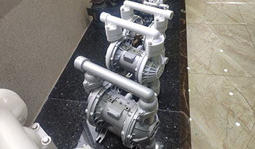 气动隔膜泵图片