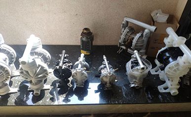 国产隔膜泵图片