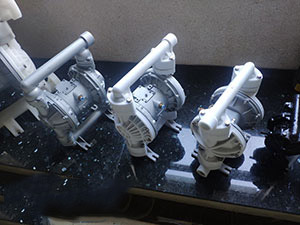 气动隔膜泵图片