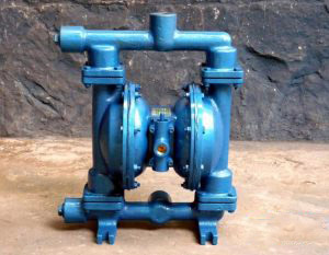 耐腐蚀隔膜泵图片