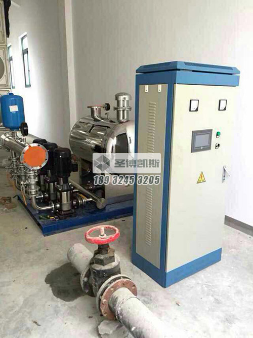 ���ܻ���ѹ��ˮ�豸